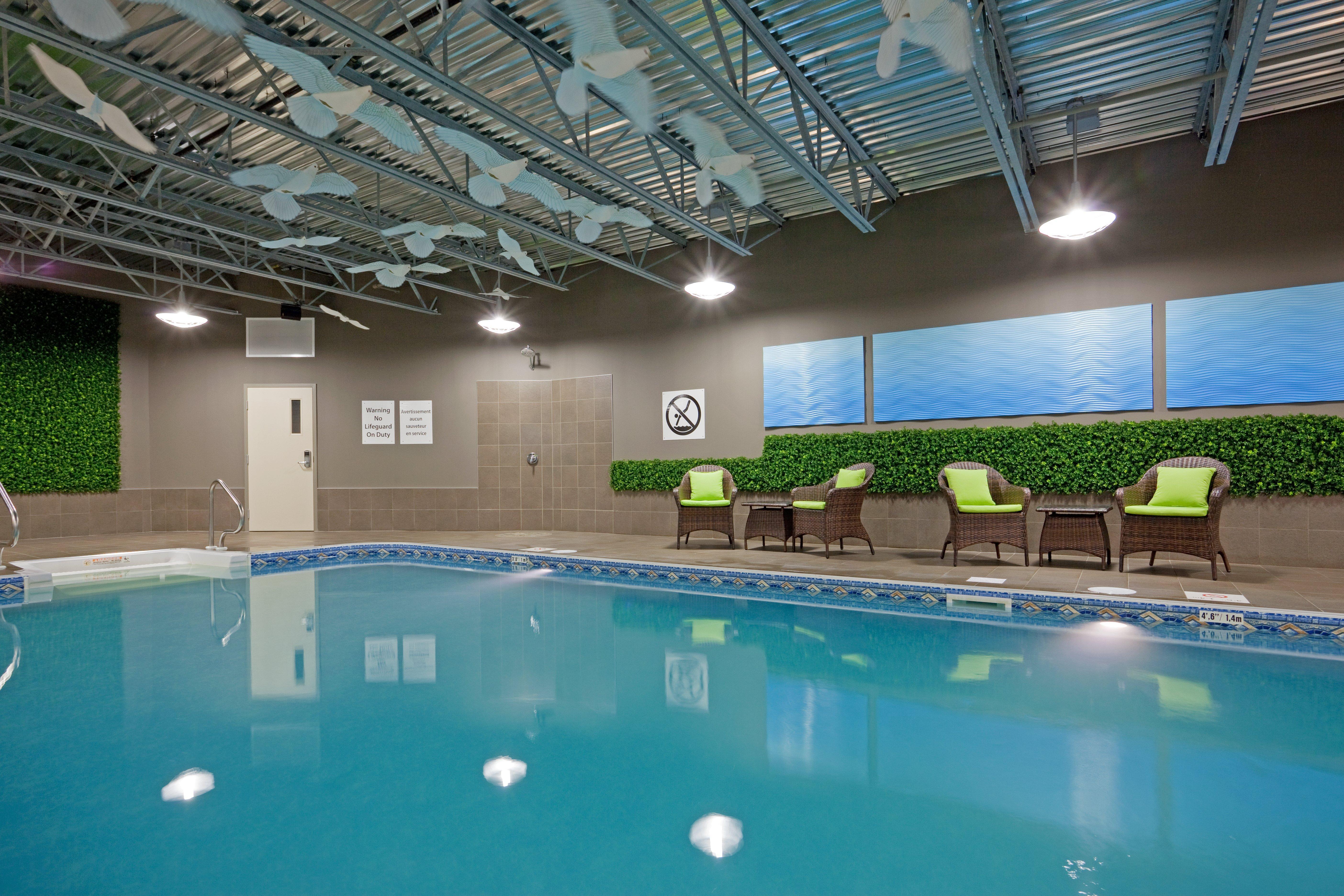 Holiday Inn Express Hotel & Suites Saint - Hyacinthe By Ihg Exterior foto